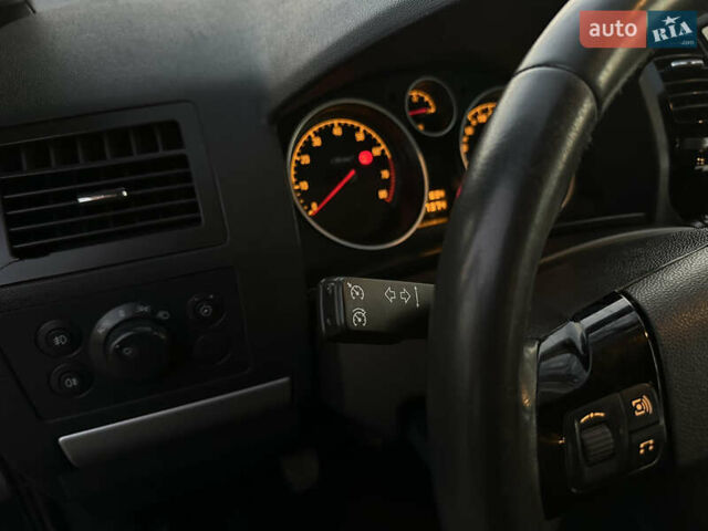 Синий Опель Зафира, объемом двигателя 1.8 л и пробегом 217 тыс. км за 7000 $, фото 25 на Automoto.ua