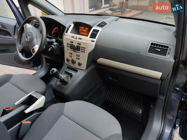 Синий Опель Зафира, объемом двигателя 1.8 л и пробегом 184 тыс. км за 6600 $, фото 29 на Automoto.ua