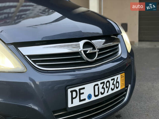 Синий Опель Зафира, объемом двигателя 1.6 л и пробегом 285 тыс. км за 6700 $, фото 12 на Automoto.ua
