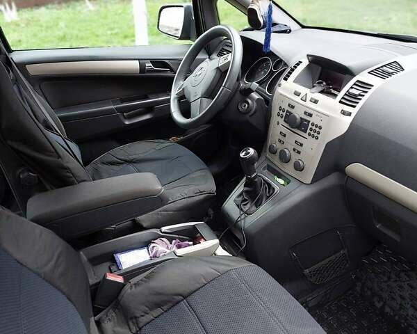 Синій Опель Зафіра, об'ємом двигуна 1.7 л та пробігом 226 тис. км за 6200 $, фото 5 на Automoto.ua