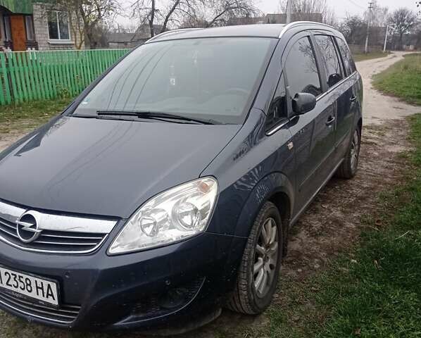 Синий Опель Зафира, объемом двигателя 1.6 л и пробегом 191 тыс. км за 6500 $, фото 4 на Automoto.ua