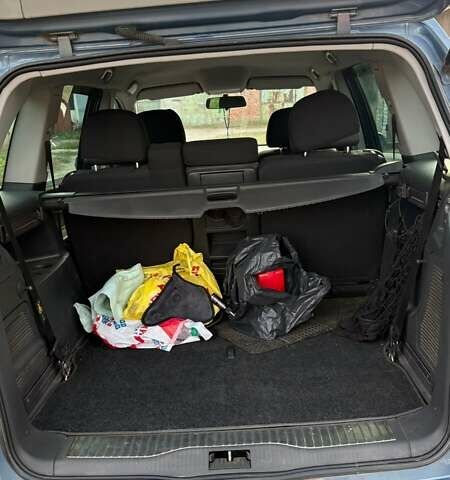 Синій Опель Зафіра, об'ємом двигуна 1.6 л та пробігом 330 тис. км за 5000 $, фото 6 на Automoto.ua