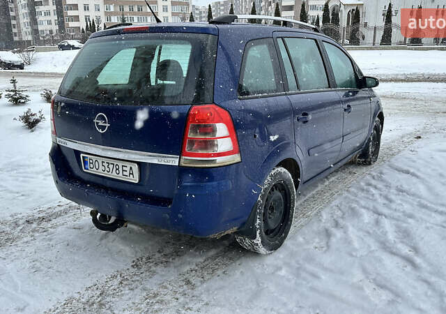 Синий Опель Зафира, объемом двигателя 1.69 л и пробегом 301 тыс. км за 3700 $, фото 8 на Automoto.ua