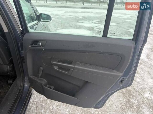 Синий Опель Зафира, объемом двигателя 1.6 л и пробегом 168 тыс. км за 6200 $, фото 15 на Automoto.ua