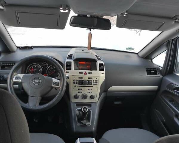 Синій Опель Зафіра, об'ємом двигуна 1.7 л та пробігом 350 тис. км за 5300 $, фото 4 на Automoto.ua