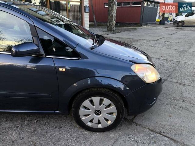 Синий Опель Зафира, объемом двигателя 1.9 л и пробегом 259 тыс. км за 5350 $, фото 14 на Automoto.ua