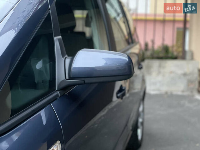 Синий Опель Зафира, объемом двигателя 1.6 л и пробегом 285 тыс. км за 6700 $, фото 18 на Automoto.ua