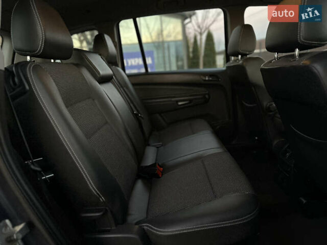 Синий Опель Зафира, объемом двигателя 1.8 л и пробегом 217 тыс. км за 7000 $, фото 36 на Automoto.ua