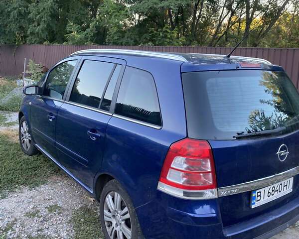 Синій Опель Зафіра, об'ємом двигуна 1.69 л та пробігом 287 тис. км за 5600 $, фото 2 на Automoto.ua