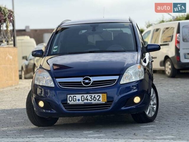 Синий Опель Зафира, объемом двигателя 1.6 л и пробегом 180 тыс. км за 6750 $, фото 13 на Automoto.ua
