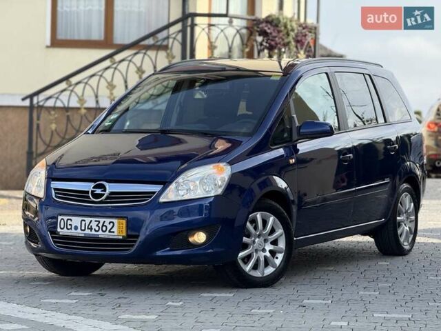 Синий Опель Зафира, объемом двигателя 1.6 л и пробегом 180 тыс. км за 6750 $, фото 14 на Automoto.ua