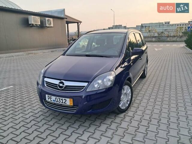 Синий Опель Зафира, объемом двигателя 1.6 л и пробегом 264 тыс. км за 5650 $, фото 67 на Automoto.ua
