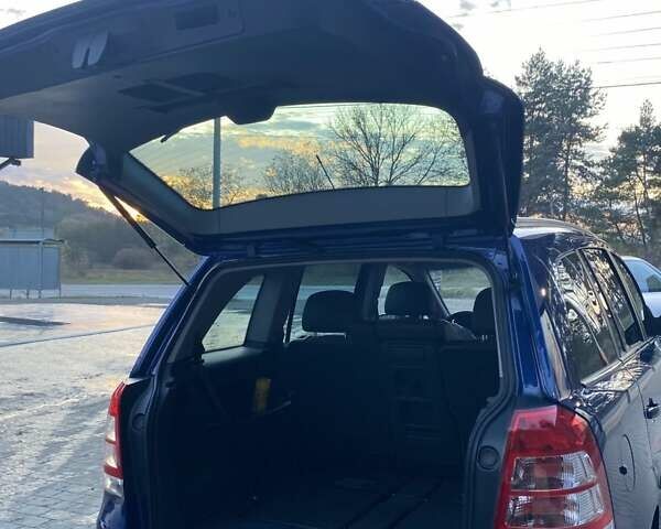 Синий Опель Зафира, объемом двигателя 1.9 л и пробегом 206 тыс. км за 7700 $, фото 11 на Automoto.ua