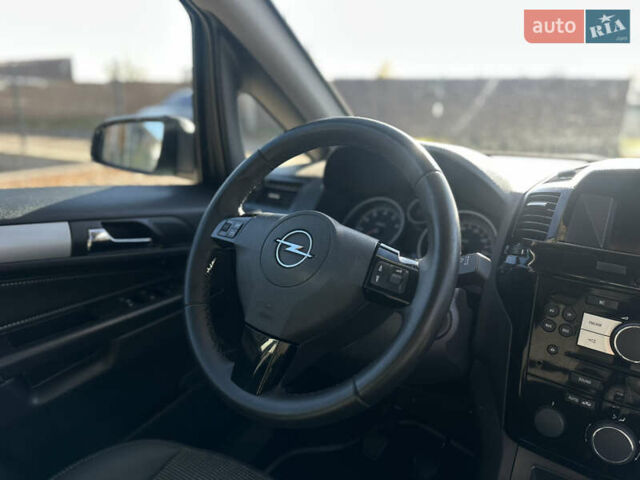 Синій Опель Зафіра, об'ємом двигуна 1.6 л та пробігом 225 тис. км за 6800 $, фото 48 на Automoto.ua