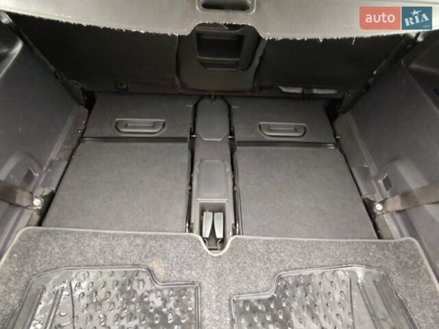 Синий Опель Зафира, объемом двигателя 1.7 л и пробегом 260 тыс. км за 6600 $, фото 12 на Automoto.ua