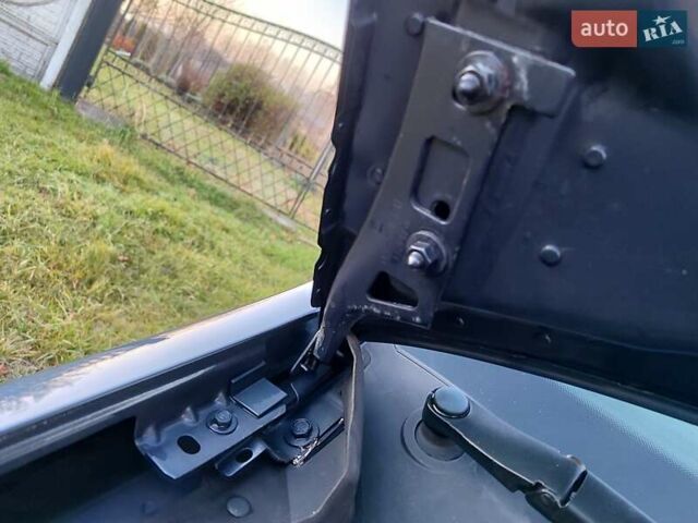 Синий Опель Зафира, объемом двигателя 1.6 л и пробегом 205 тыс. км за 7000 $, фото 46 на Automoto.ua