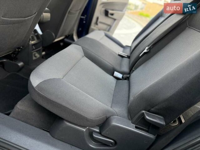 Синий Опель Зафира, объемом двигателя 1.6 л и пробегом 180 тыс. км за 6750 $, фото 57 на Automoto.ua