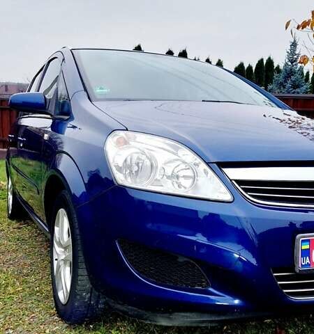 Синий Опель Зафира, объемом двигателя 1.6 л и пробегом 227 тыс. км за 6149 $, фото 4 на Automoto.ua