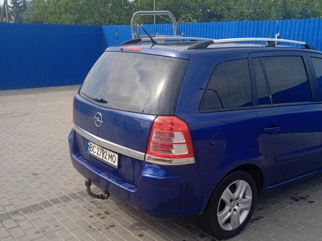 Синій Опель Зафіра, об'ємом двигуна 1.7 л та пробігом 305 тис. км за 5500 $, фото 7 на Automoto.ua
