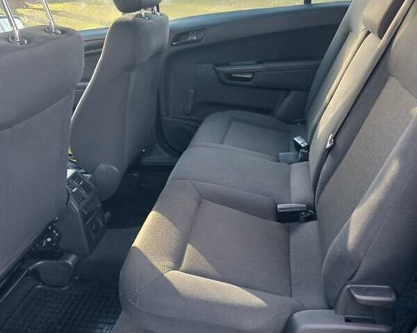 Синий Опель Зафира, объемом двигателя 1.6 л и пробегом 207 тыс. км за 5950 $, фото 8 на Automoto.ua