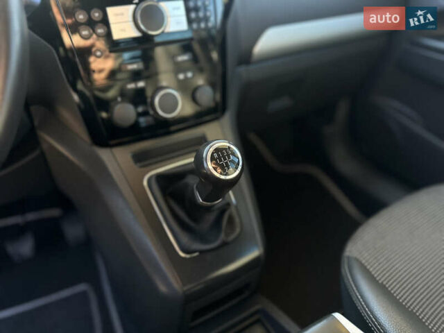 Синій Опель Зафіра, об'ємом двигуна 1.6 л та пробігом 225 тис. км за 6800 $, фото 30 на Automoto.ua