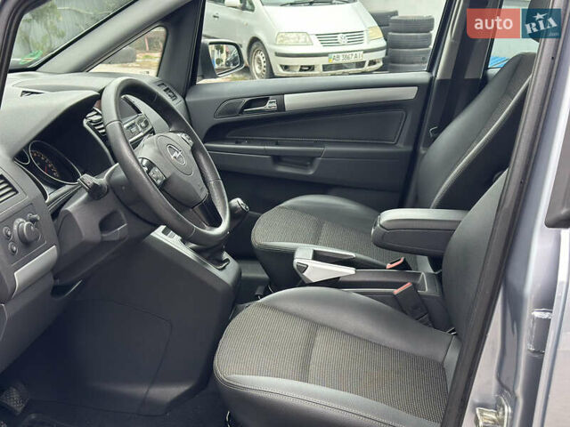 Синий Опель Зафира, объемом двигателя 1.8 л и пробегом 220 тыс. км за 6999 $, фото 8 на Automoto.ua