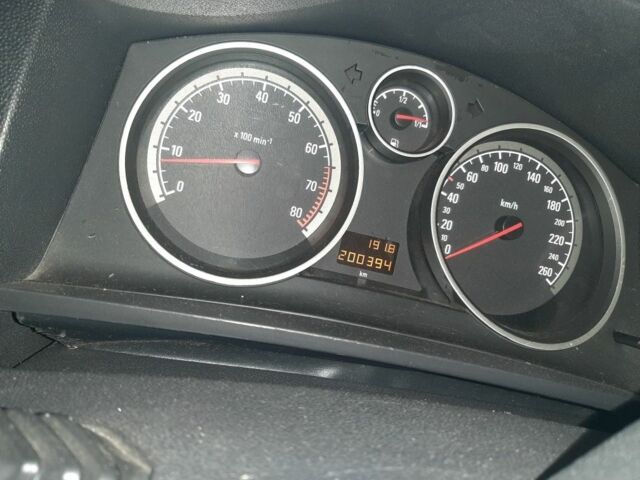 Синий Опель Зафира, объемом двигателя 1.8 л и пробегом 200 тыс. км за 5100 $, фото 11 на Automoto.ua