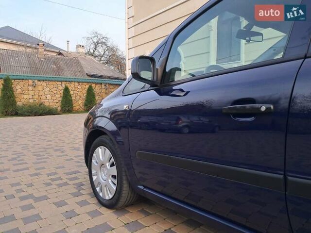 Синий Опель Зафира, объемом двигателя 1.6 л и пробегом 264 тыс. км за 5650 $, фото 28 на Automoto.ua