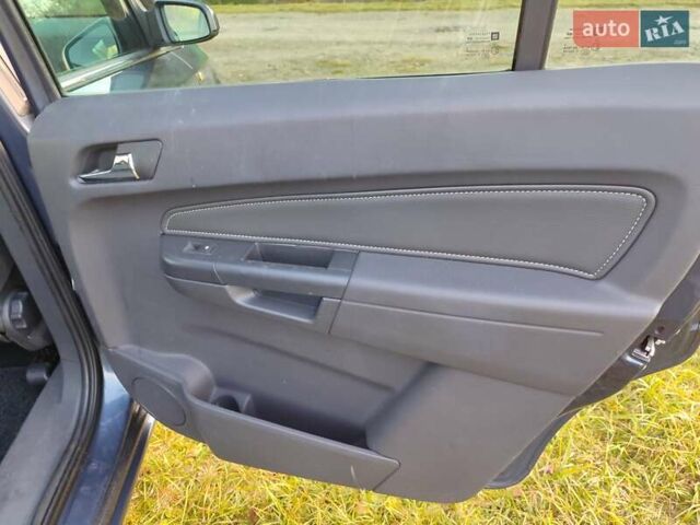 Синий Опель Зафира, объемом двигателя 1.6 л и пробегом 205 тыс. км за 7000 $, фото 34 на Automoto.ua