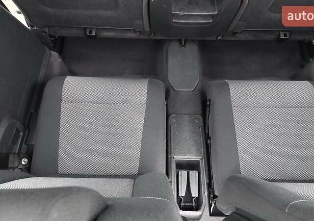 Синий Опель Зафира, объемом двигателя 1.6 л и пробегом 227 тыс. км за 6399 $, фото 20 на Automoto.ua