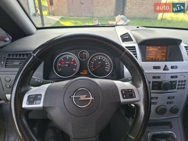 Синий Опель Зафира, объемом двигателя 1.7 л и пробегом 252 тыс. км за 6100 $, фото 14 на Automoto.ua