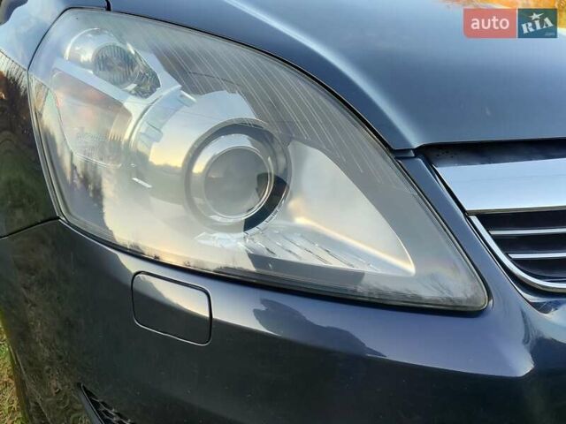 Синий Опель Зафира, объемом двигателя 1.6 л и пробегом 205 тыс. км за 7000 $, фото 23 на Automoto.ua