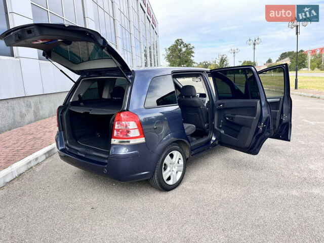 Синій Опель Зафіра, об'ємом двигуна 1.8 л та пробігом 179 тис. км за 6950 $, фото 23 на Automoto.ua