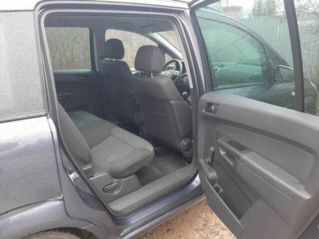 Синий Опель Зафира, объемом двигателя 1.8 л и пробегом 200 тыс. км за 5100 $, фото 7 на Automoto.ua