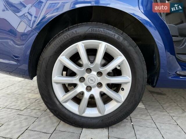 Синий Опель Зафира, объемом двигателя 1.6 л и пробегом 180 тыс. км за 6750 $, фото 74 на Automoto.ua