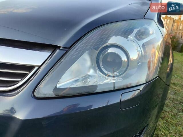 Синий Опель Зафира, объемом двигателя 1.6 л и пробегом 205 тыс. км за 7000 $, фото 24 на Automoto.ua