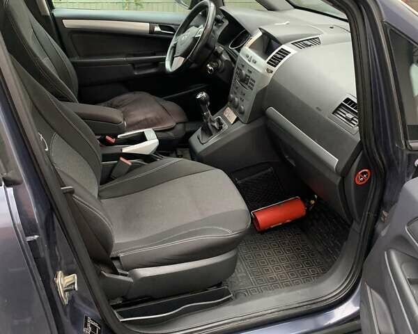 Синій Опель Зафіра, об'ємом двигуна 1.69 л та пробігом 260 тис. км за 6850 $, фото 5 на Automoto.ua