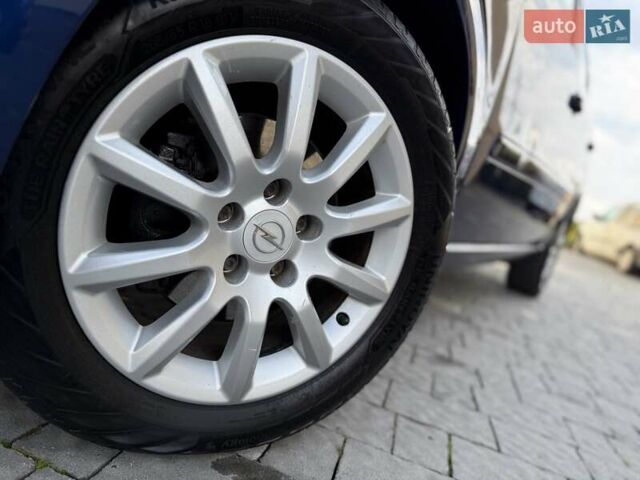 Синий Опель Зафира, объемом двигателя 1.6 л и пробегом 180 тыс. км за 6750 $, фото 19 на Automoto.ua