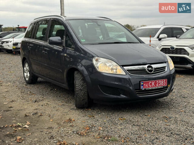 Синий Опель Зафира, объемом двигателя 1.6 л и пробегом 197 тыс. км за 6700 $, фото 1 на Automoto.ua