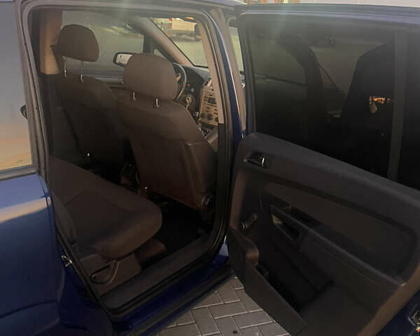 Опель Зафира 2009 в Буске на Automoto.ua Синий Опель Зафира, объемом двигателя 1.69 л и пробегом 571 тыс. км за 6700 $, фото 13 на Automoto.ua