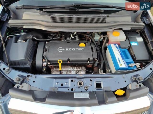 Синий Опель Зафира, объемом двигателя 1.6 л и пробегом 205 тыс. км за 7000 $, фото 47 на Automoto.ua