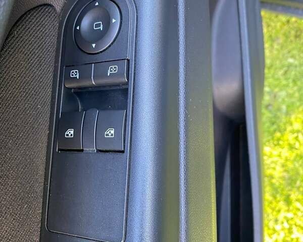 Синий Опель Зафира, объемом двигателя 1.8 л и пробегом 222 тыс. км за 5800 $, фото 8 на Automoto.ua