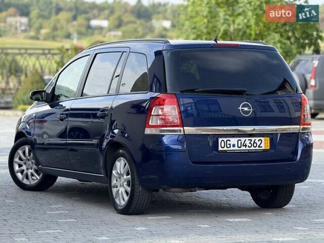 Синий Опель Зафира, объемом двигателя 1.6 л и пробегом 180 тыс. км за 6750 $, фото 29 на Automoto.ua