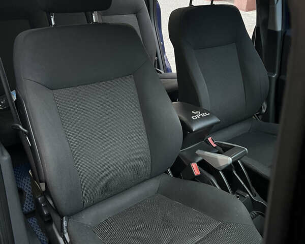 Синий Опель Зафира, объемом двигателя 1.6 л и пробегом 163 тыс. км за 6150 $, фото 12 на Automoto.ua