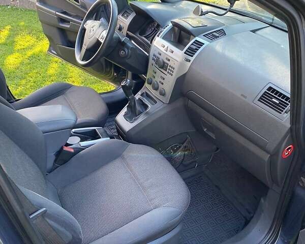 Синий Опель Зафира, объемом двигателя 1.8 л и пробегом 222 тыс. км за 5800 $, фото 11 на Automoto.ua