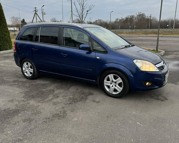 Синий Опель Зафира, объемом двигателя 1.7 л и пробегом 294 тыс. км за 4800 $, фото 8 на Automoto.ua