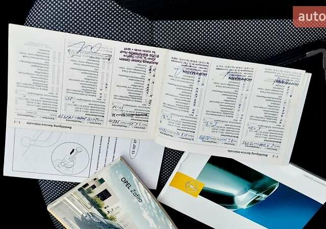 Синий Опель Зафира, объемом двигателя 1.6 л и пробегом 227 тыс. км за 6399 $, фото 27 на Automoto.ua