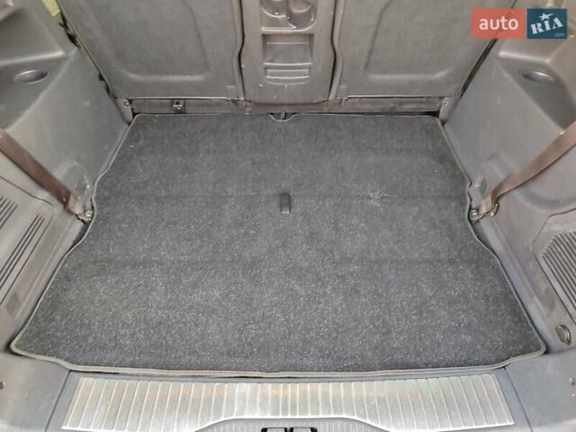 Синий Опель Зафира, объемом двигателя 1.6 л и пробегом 205 тыс. км за 7000 $, фото 37 на Automoto.ua