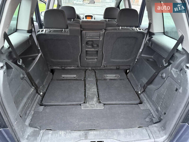 Синий Опель Зафира, объемом двигателя 1.6 л и пробегом 170 тыс. км за 6850 $, фото 26 на Automoto.ua