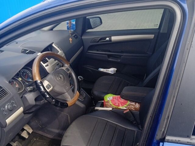 Синій Опель Зафіра, об'ємом двигуна 1.7 л та пробігом 305 тис. км за 5500 $, фото 1 на Automoto.ua